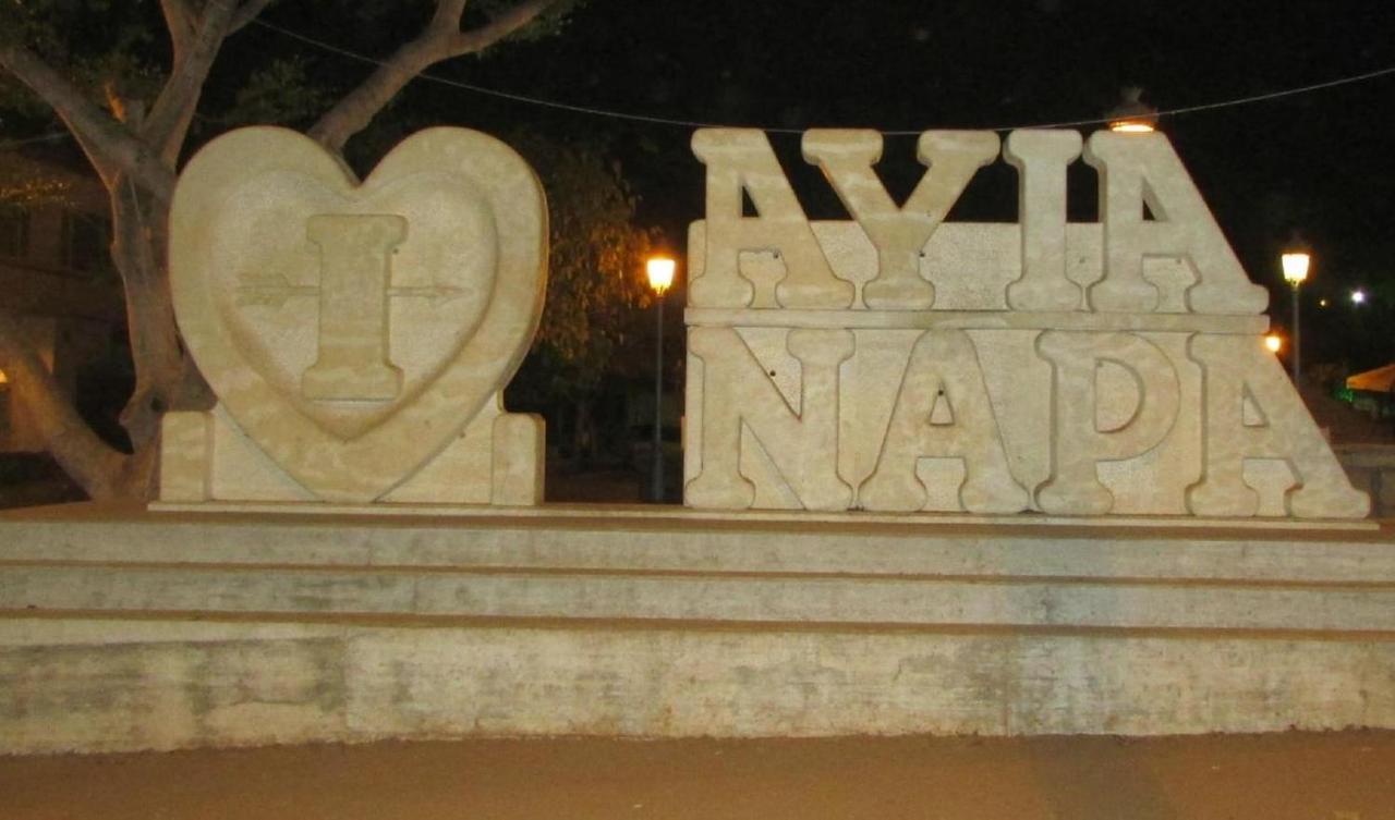 Hidden Lights Deluxe Apartment Ayia Napa Exterior photo